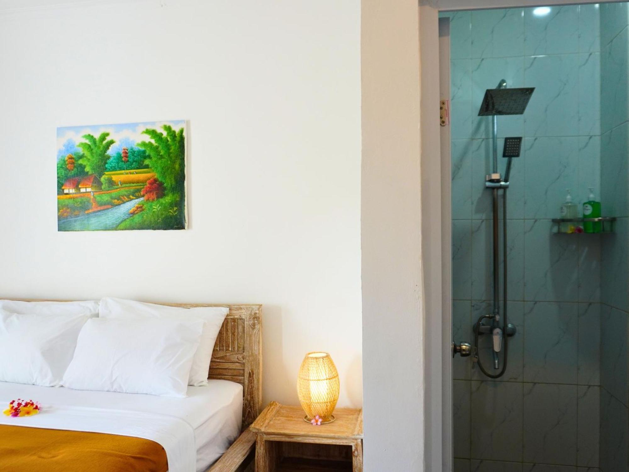 Summer Of Surf Hostel Uluwatu Ungasan Exteriör bild