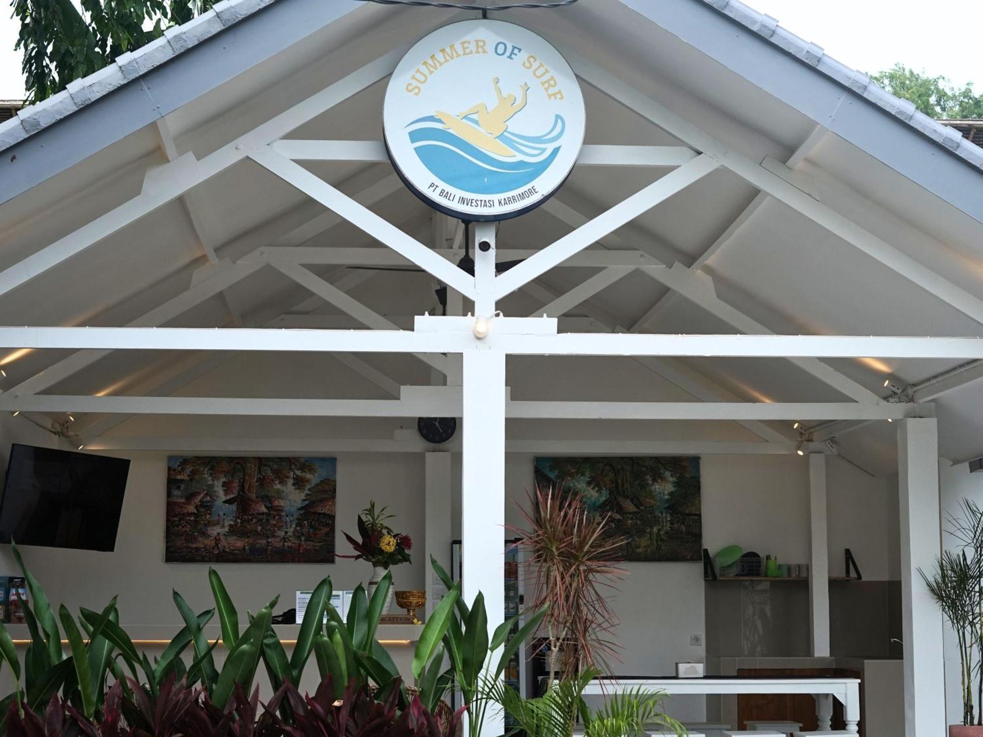 Summer Of Surf Hostel Uluwatu Ungasan Exteriör bild